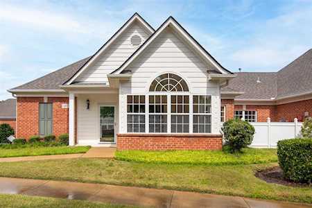 1493 Castle Pines Cir Collierville, TN 38017