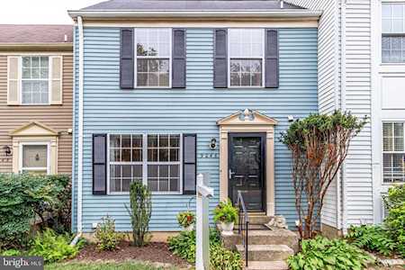 9046 White Rose Ln Fairfax, VA 22031