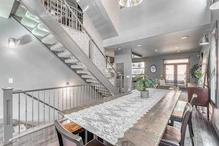 2024 28 Ave SW Calgary, AB T2T 1K3