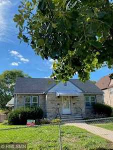 911 Thomas Avenue N Minneapolis, MN 55411