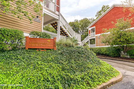 225 Crescent Hill Pl #105 Louisville, KY 40206