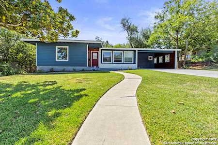 712 Rittiman Rd Terrell Hills, TX 78209