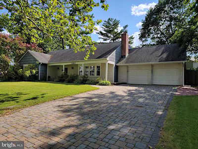 12617 Blackwell Ln Bowie, MD 20715