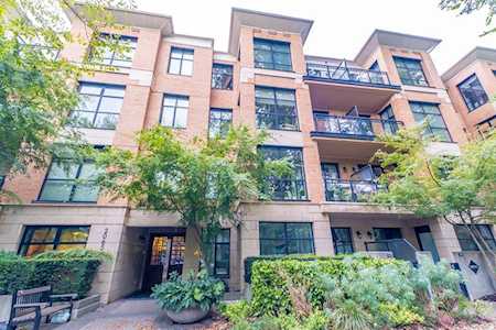 2065 W 12th Avenue #101 Vancouver, BC V6J 5L9
