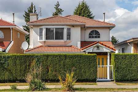 4769 Rupert Street Vancouver, BC V5R 2J5