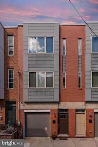 1134 S Sydenham St Philadelphia, PA 19146