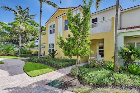 5075 NW 14th Way Boca Raton, FL 33431