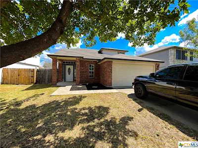 1606 Quarry Dr Killeen, TX 76543
