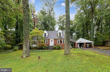 6810 Wilson Ln Bethesda, MD 20817