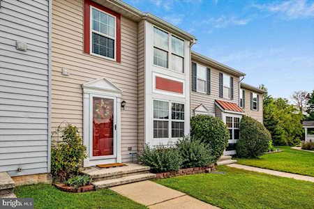 1236 Seron Ct Eldersburg, MD 21784