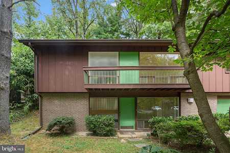 14509 Woodcrest Dr Rockville, MD 20853