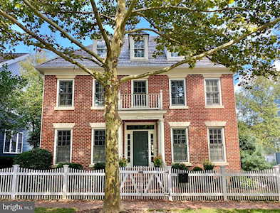 229 Kent Oaks Way Gaithersburg, MD 20878