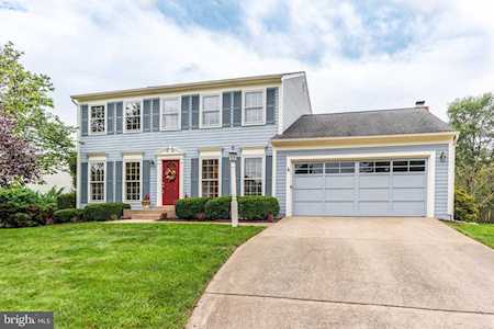 24 Whittingham Circle Sterling, VA 20165