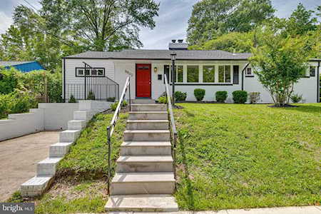 6802 Wells Parkway University Park, MD 20782