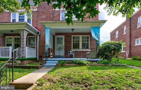 854 E Madison St Lancaster, PA 17602