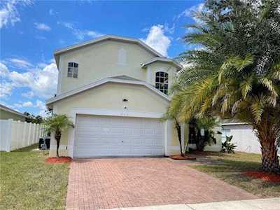 948 Astor Dr Haines City, FL 33844