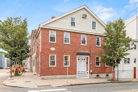 25 Third Street #1 Cambridge, MA 02141