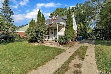 505 Parkview Dr Plymouth, MI 48170