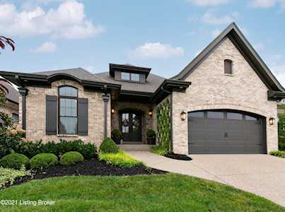 18827 Crestfield Cir Louisville, KY 40245