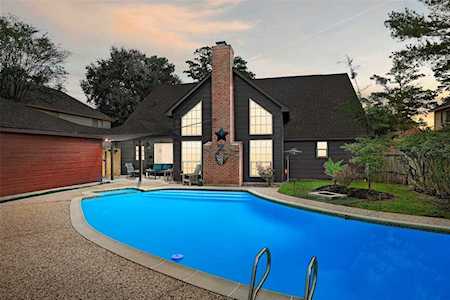 15103 Pebble Bend Dr Houston, TX 77068