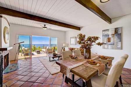 975 Tia Juana St Laguna Beach, CA 92651