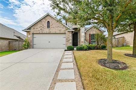 2923 Bluffstone DR Round Rock, TX 78665