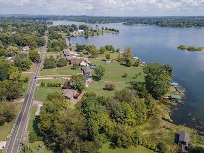 417 Sanders Ferry Rd Hendersonville, TN 37075