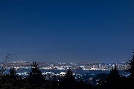 1376 Burnside Road West Vancouver, BC V7S 2P5
