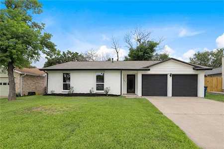 1743 Cricket Hollow DR Austin, TX 78758