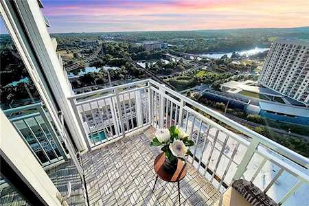 222 West Ave #2108 Austin, TX 78701