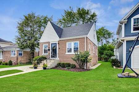 948 N Salem Ave Arlington Heights, IL 60004