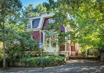 7 Barnes St Providence, RI 02906