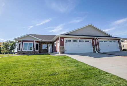 1412 S 63rd Ave Fargo, ND 58104
