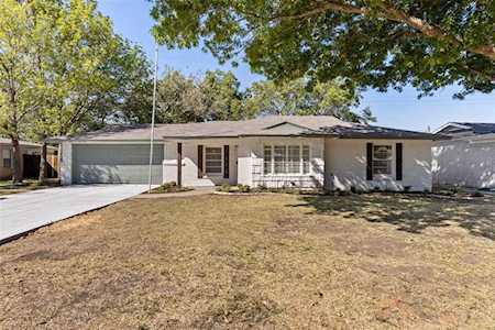 6829 Briley Drive North Richland Hills, TX 76180