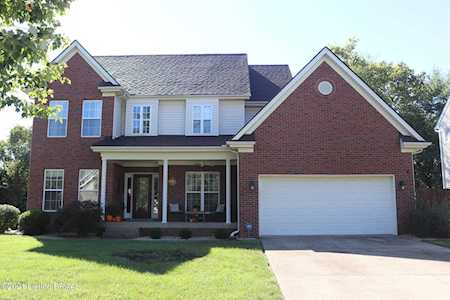 6214 Sweetbay Dr Crestwood, KY 40014