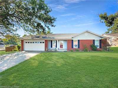 2201 Meadow Ln Barling, AR 72923
