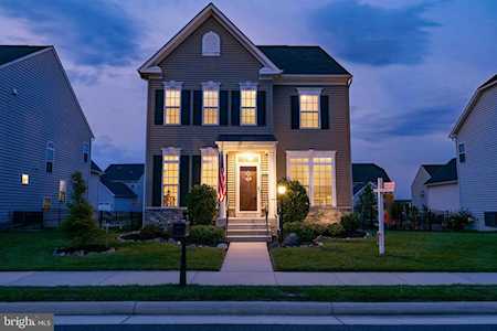 41612 Hoffman Dr Aldie, VA 20105