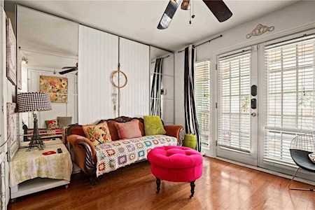 1510 W 6th ST #211 Austin, TX 78703