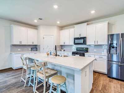 2904 Harvester LN Round Rock, TX 78664