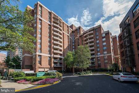 4808 Moorland Ln #904 Bethesda, MD 20814