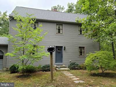 516 Deer Creek Rd Winchester, VA 22602