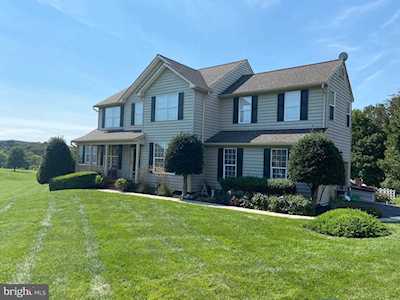 6160 Osprey Ridge Dr Mount Airy, MD 21771