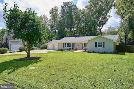 8515 Raleigh Ave Annandale, VA 22003
