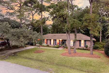 1274 Camerton St Charleston, SC 29407