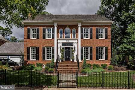618 Firehouse Ln Gaithersburg, MD 20878
