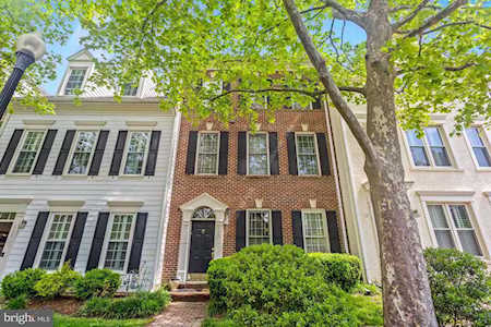 311 Hillwood Ave Falls Church, VA 22046