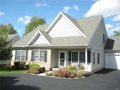 2633 Saddle Ln Macungie, PA 18062