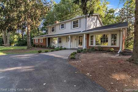 20201 Elwood St Beverly Hills Vlg, MI 48025