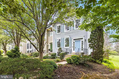 18555 Cherry Laurel Ln Gaithersburg, MD 20879