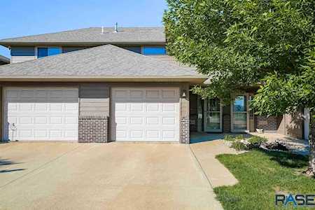 8504 W Laverne Wipf St Sioux Falls, SD 57106